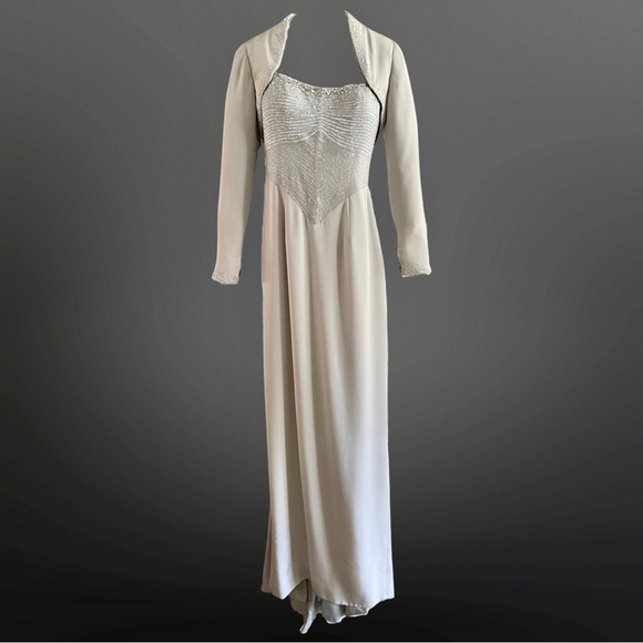 VINTAGE 1990s Stephen Yearick gown & bolero in light silver - Picture 4 of 15